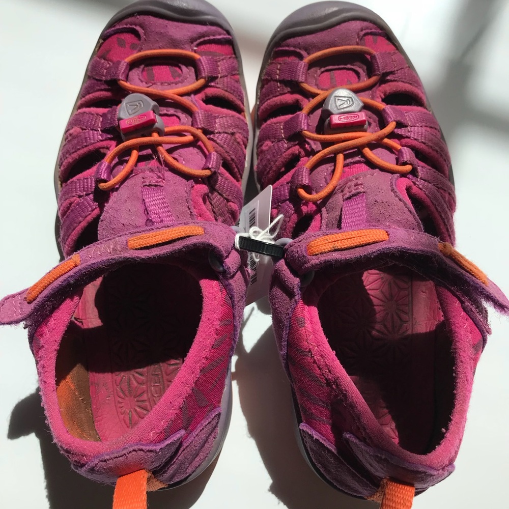 Keen Whisper Size 12 Pink